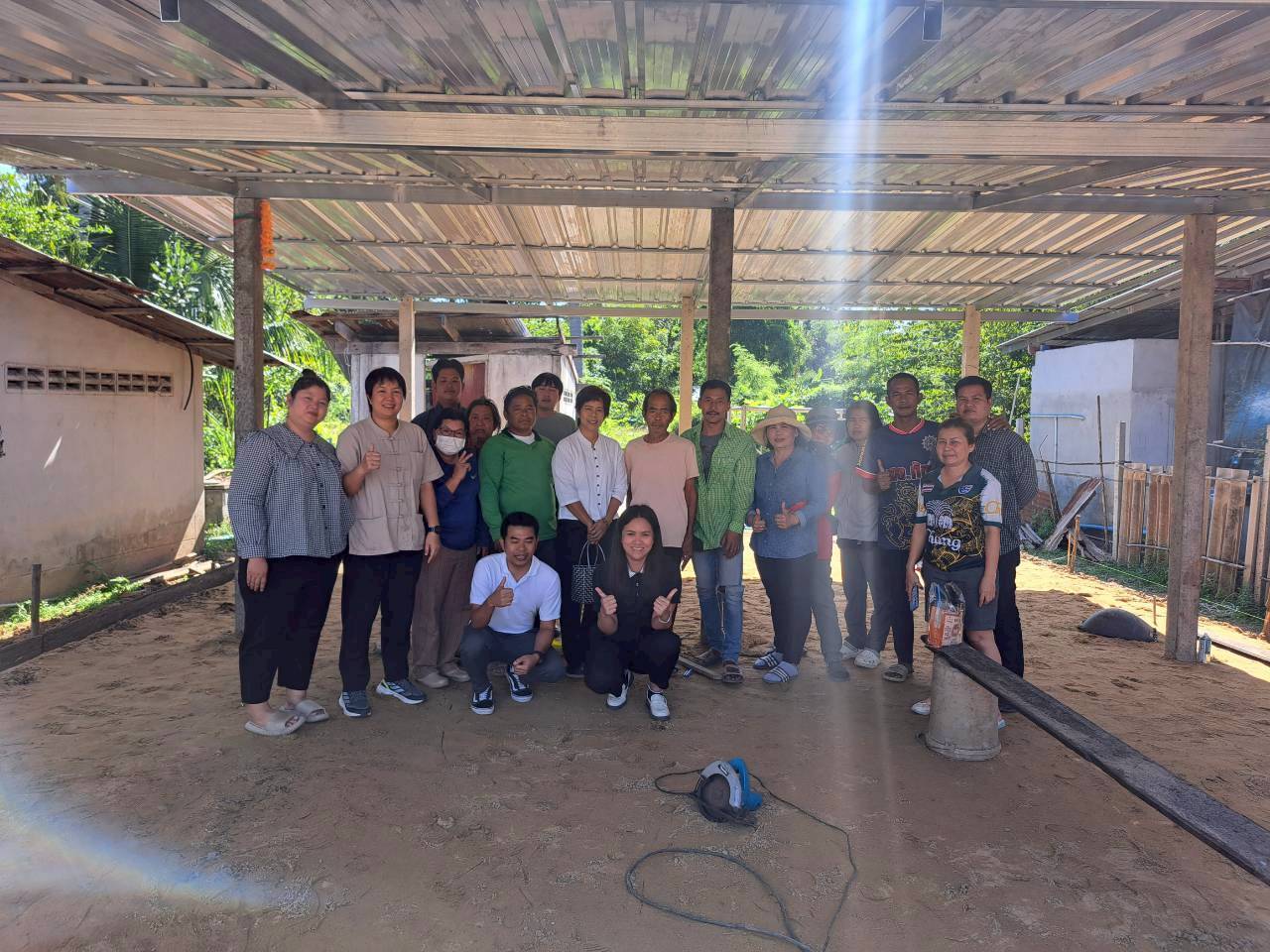 พช.ศรีประจันต์ เดินหน้าขับเคลื่อนการขจัดความยากจนและพัฒนาคนทุกช่วงวัยตามหลักปรัชญาของเศรษฐกิจพอเพียง