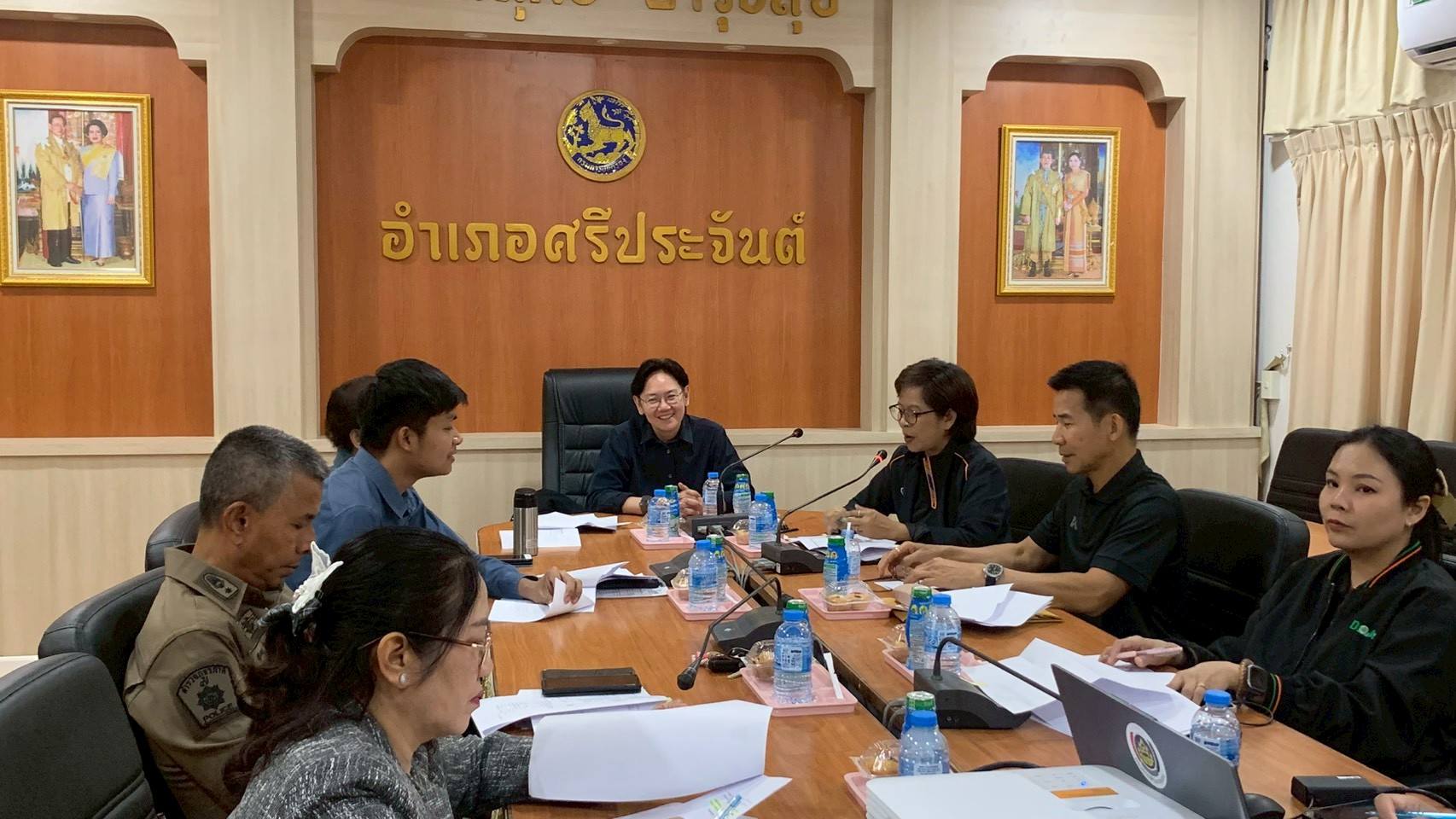 พช.ศรีประจันต์ จัดประชุมคณะอนุกรรมการกลั่นกรองและติดตามการดำเนินงานกองทุนพัฒนาบทบาทสตรีอำเภอ (อกส.อ.) ครั้งที่ 2/2569 ไตรมาส 2